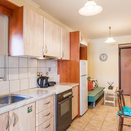 Central Flat With Covered Patio! 阿尔戈斯托利翁